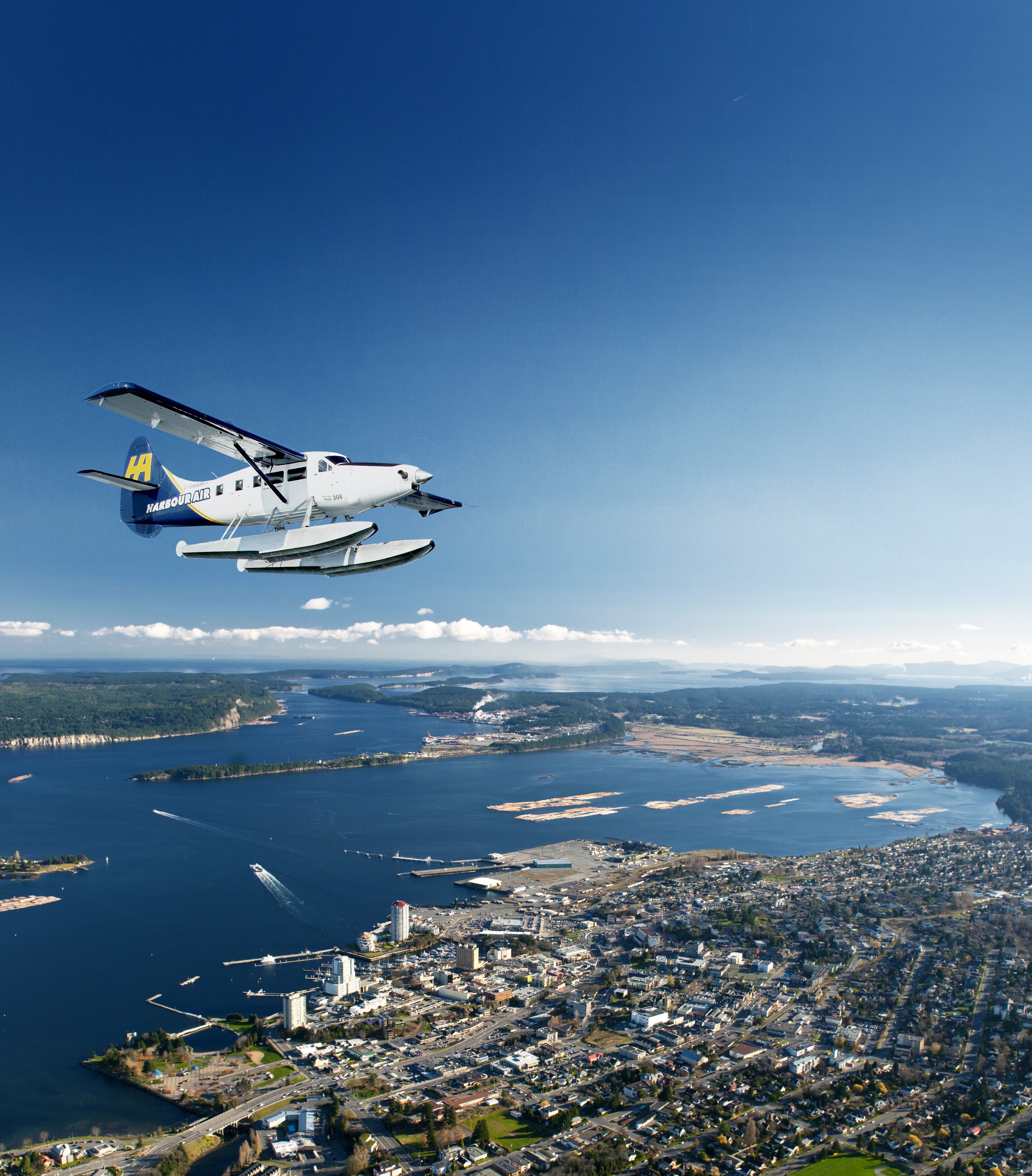 Otter Seaplane Over Nanaimo.jpeg
